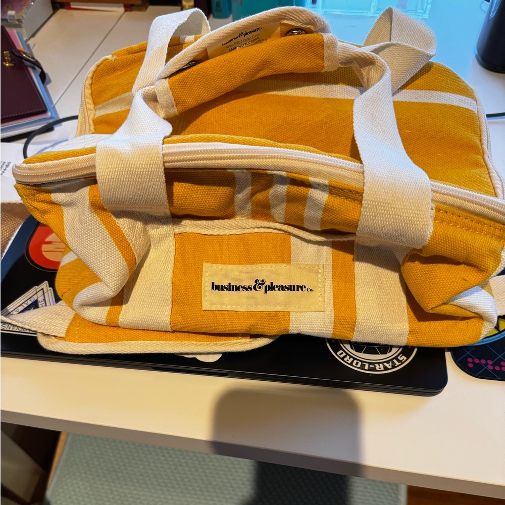 Business and pleasure co cooler bag